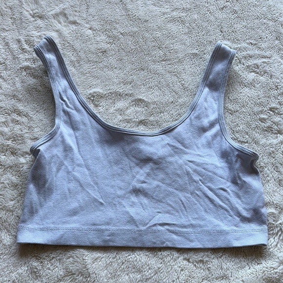 Divided Tops - Divided Light Gray Ribbed Crop Tank – Size M | Slinky Basics | Casual Cute |